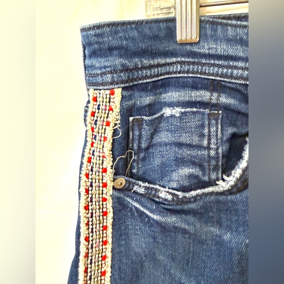 Anthro Pilcro Slim Boyfriend Crop High Rise Jeans With Embroidered Side Stripe - Picture 7 of 15